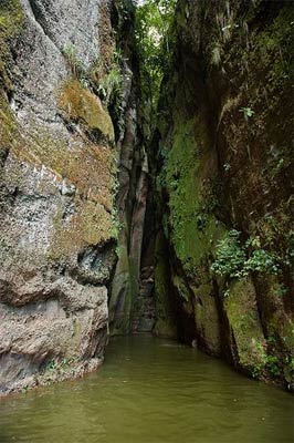 Cueva del Mohan