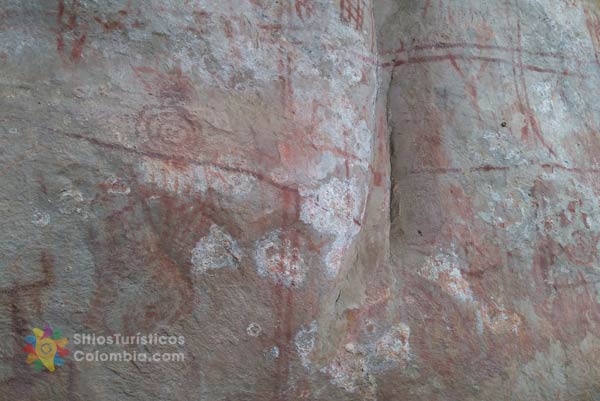 Petroglifos Parque La Poma